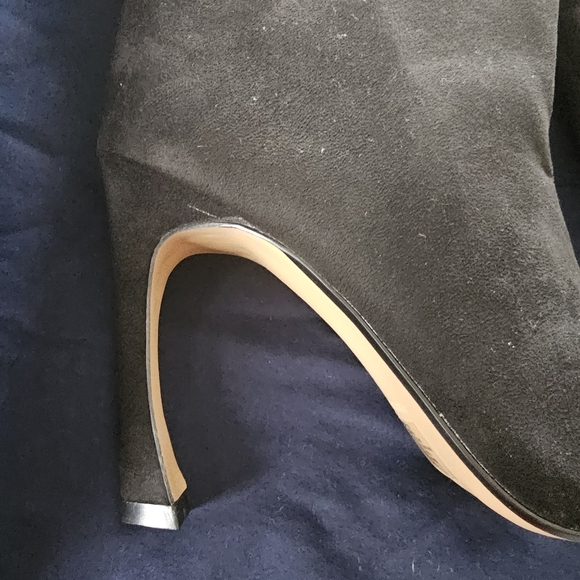 Black faux suede tall boots - Picture 2 of 5